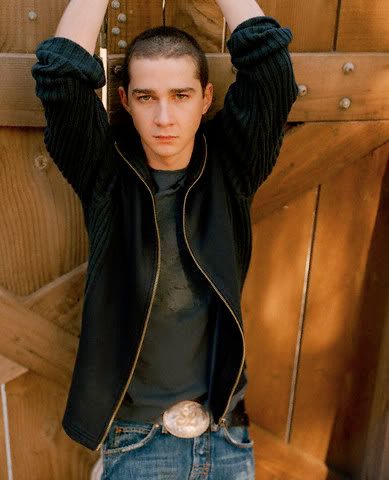 ReservitaAs! *.* Shia-labeouf-picture-12