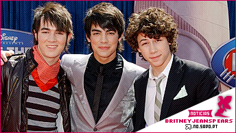 Jonas Brothers querem que Britney vença! JonasBrothers