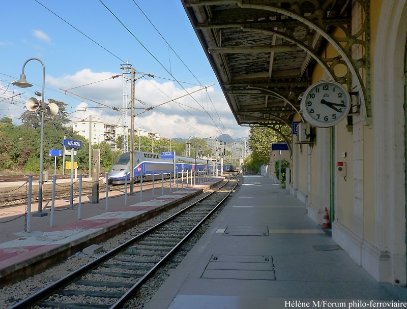 aubagne - En gare d'Aubagne... 003-BorderMaker-3