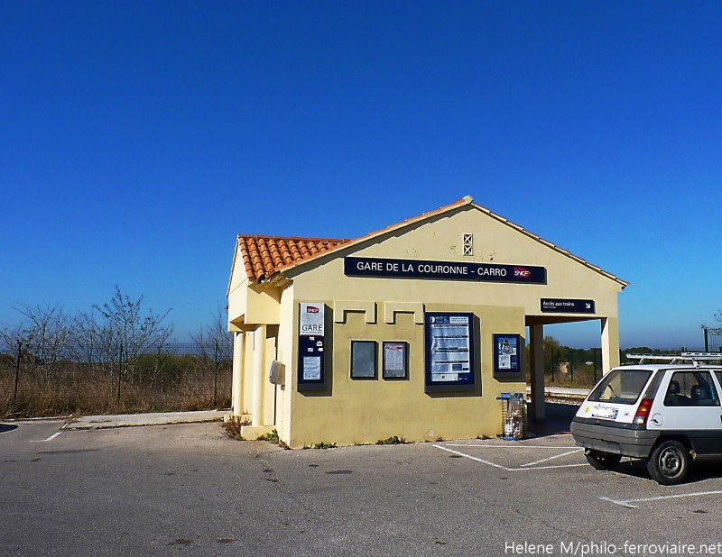 cote bleue - La côte bleue gare par gare ... - Page 4 P1010674-BorderMak