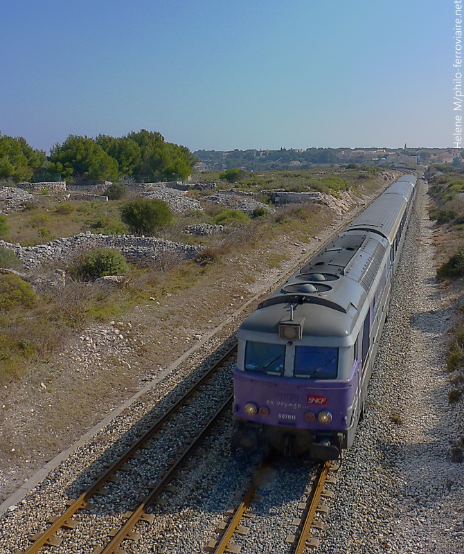 cote bleue - La côte bleue gare par gare ... - Page 4 P1010722-BorderMak