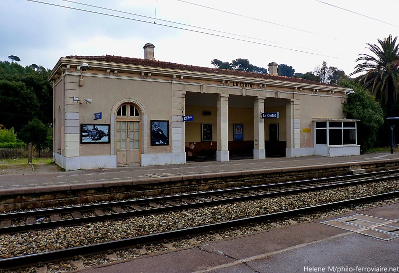 La gare de la Ciotat... P1010815-BorderMak