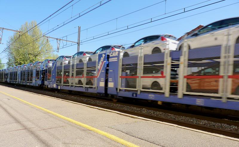 En gare de Bollène... P1020933_zpse8f6b7c4