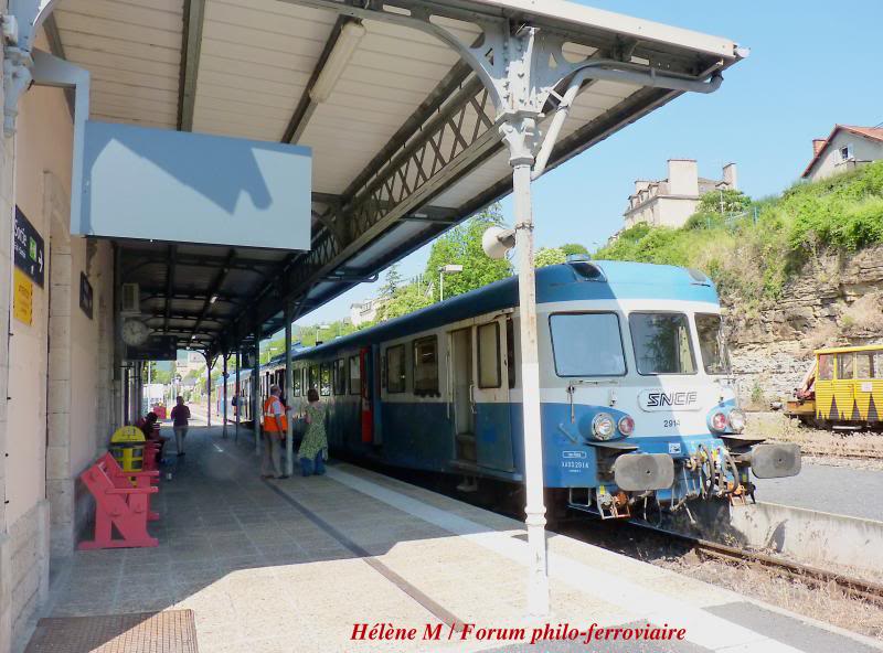 1. Trans' Lozérien : X 2800 en gare de Mende.  P1030418_zps62bd8c81