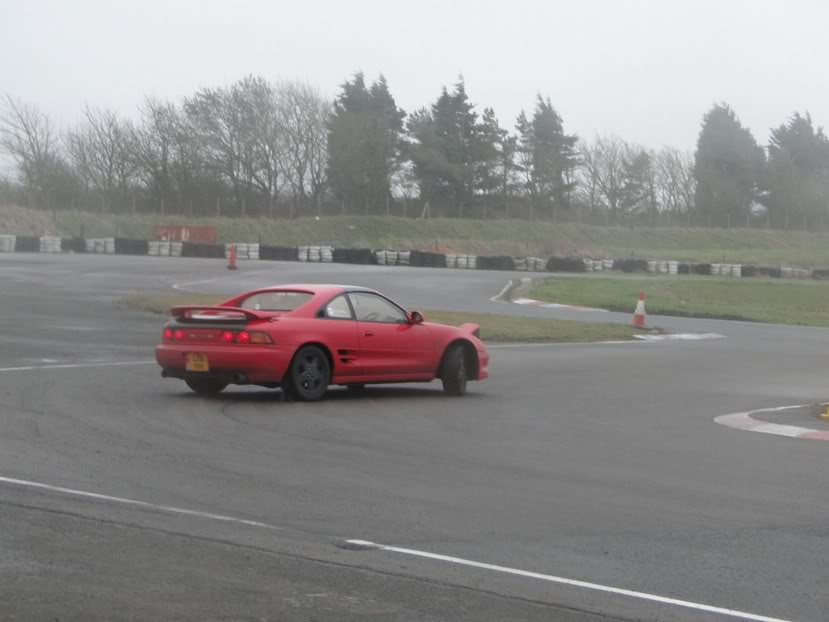 Llandow 23/02/2011 - Follow up thread (pics and chat). - Page 2 DSC04866B4T