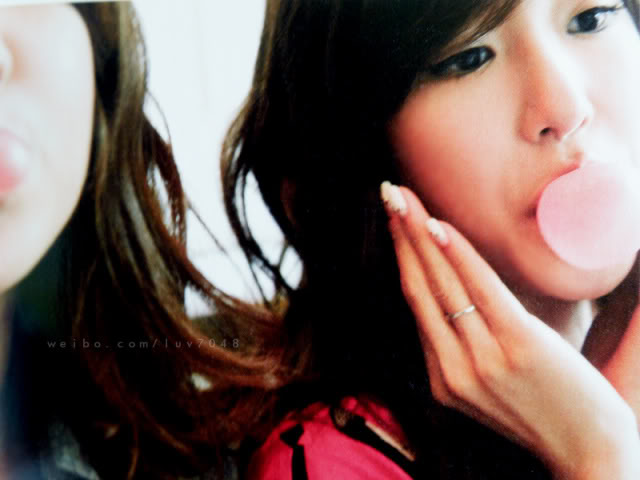 Girls'Generation - Holiday Photobook 66c1fb0bgw1dnphji22xuj