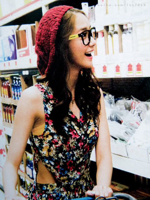 Girls'Generation - Holiday Photobook 66c1fb0bgw1dnpia4yuihj