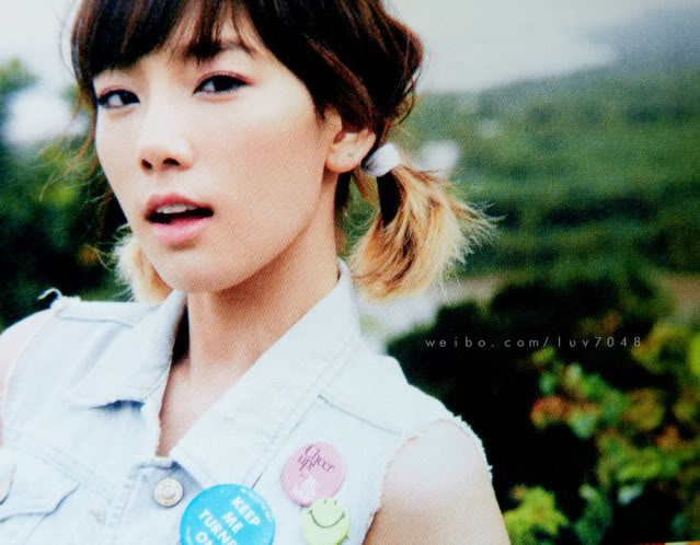 Girls'Generation - Holiday Photobook 66c1fb0bgw1dnpjdbmivnj