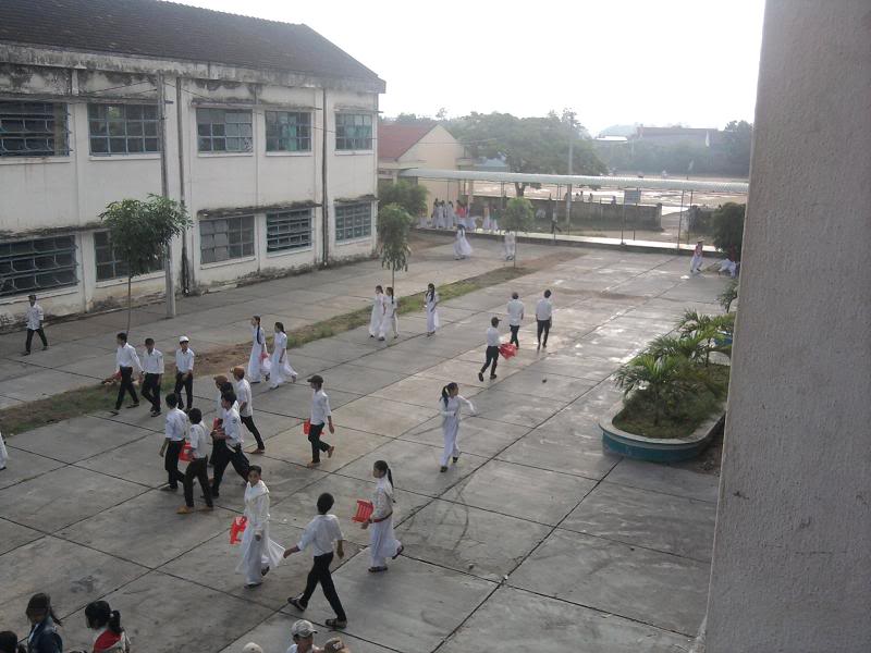 [ Hình ảnh ] Lễ khai giảng năm học 2011 - 2012 Trường THPT Số 3 An Nhơn Photo0495