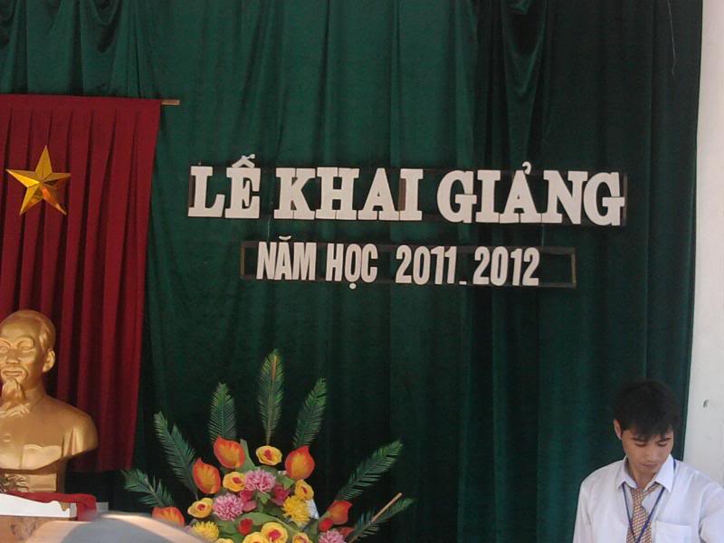 2012 - [ Hình ảnh ] Lễ khai giảng năm học 2011 - 2012 Trường THPT Số 3 An Nhơn Photo0546