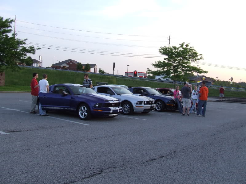 Sonic & Scroungers CC Cruise In,  Every Thursday 122-1