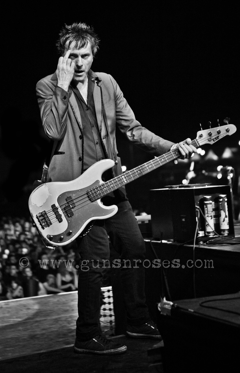 Tommy Stinson Largeoxi-oyalsBKhT_jY_HMeFRVSucsbskBIPOnk20aEehE