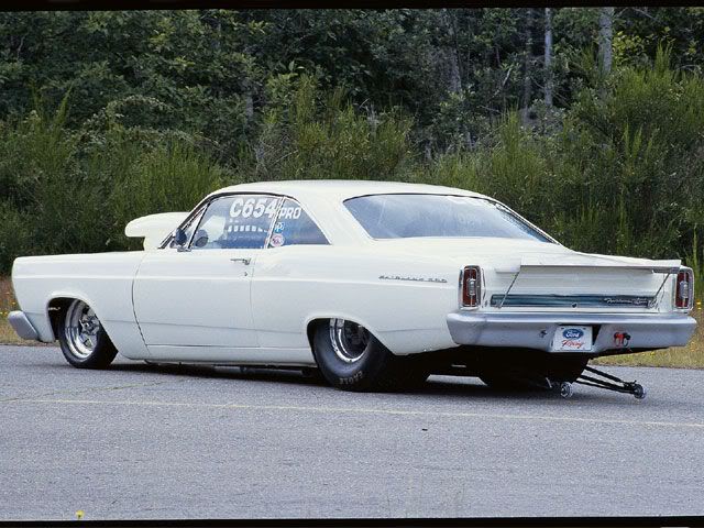 Ford Fairlane - 1966 Mufp_0605_02_z1966_ford_fairlane_50