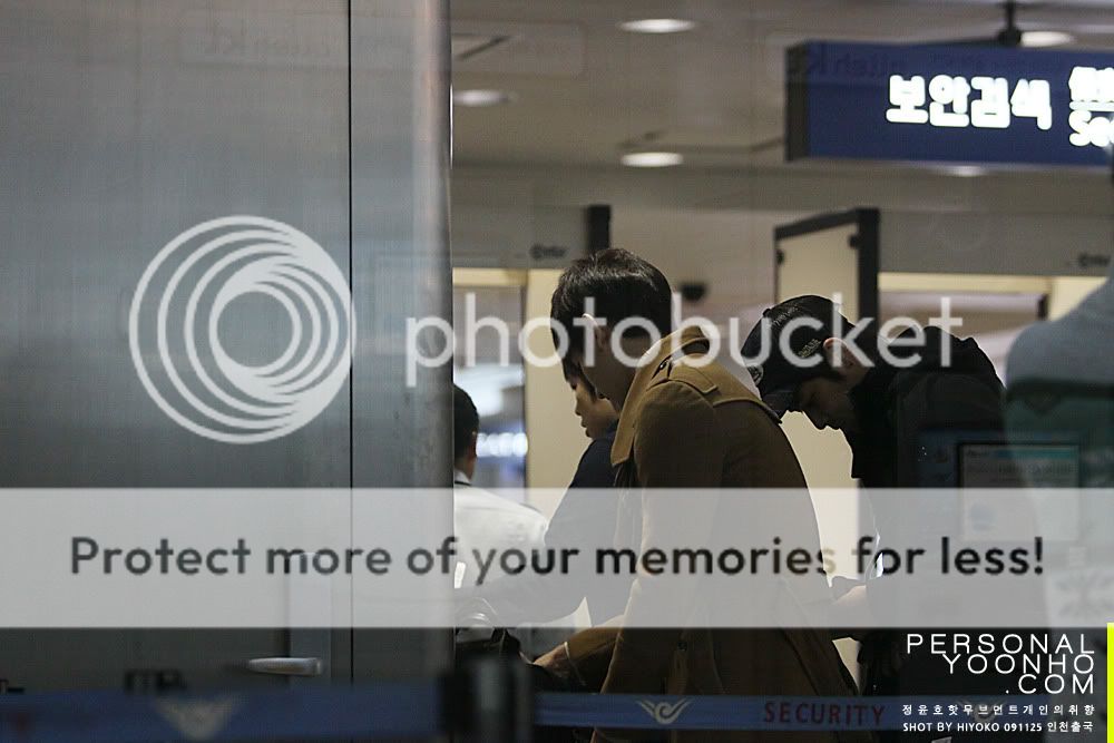 [PICS] 091125 HOMIN AT INCHEON AIRPORT Plyyuibkk2