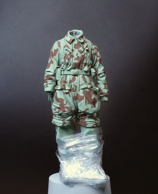 WW2 German Forces: Fallschirmjäger Officer (Ardennes 1944) | Figurky a