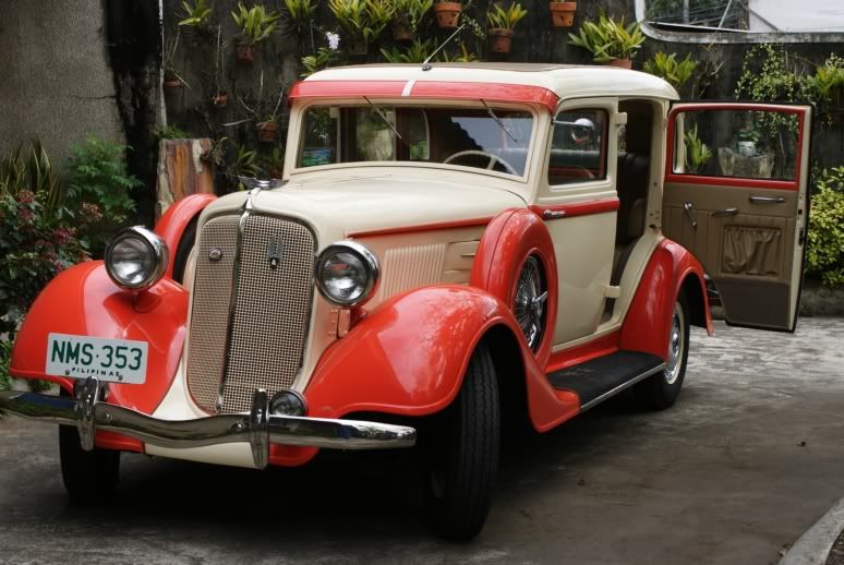 1934 Plymouth bridal car DSC00078