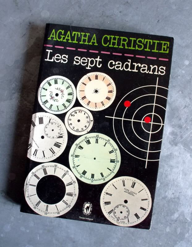 Retour de puces [livre] Agathachristie