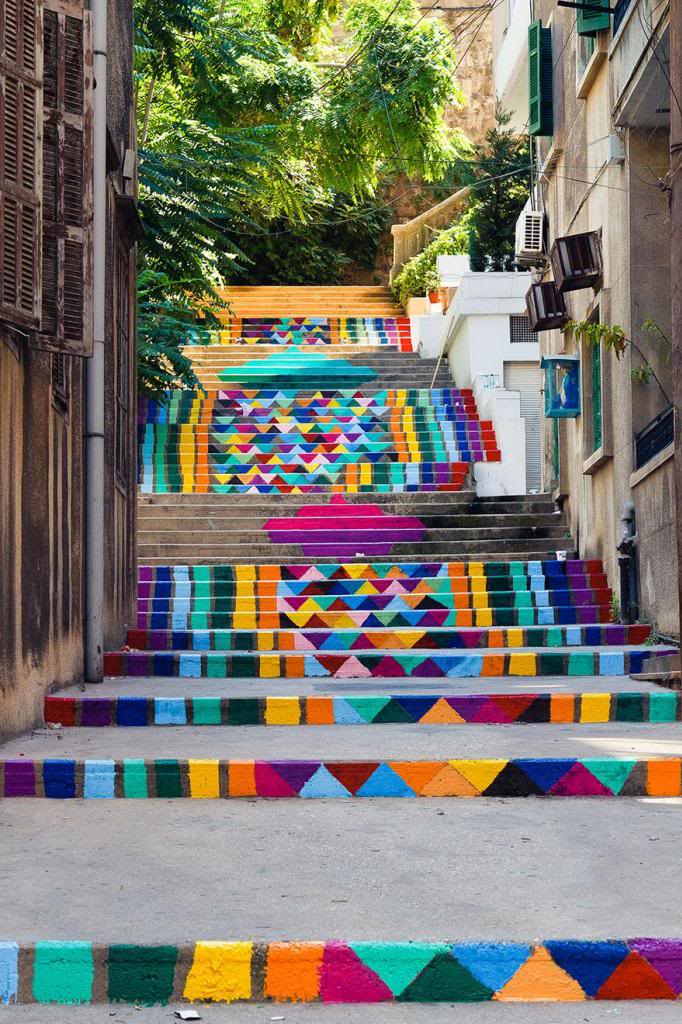 اجمل صور السلالم  Creative-stairs-street-art-11-1_zps692a81d3