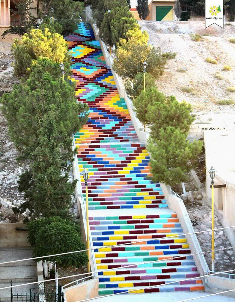 اجمل صور السلالم  Creative-stairs-street-art-16-1_zps14aec721