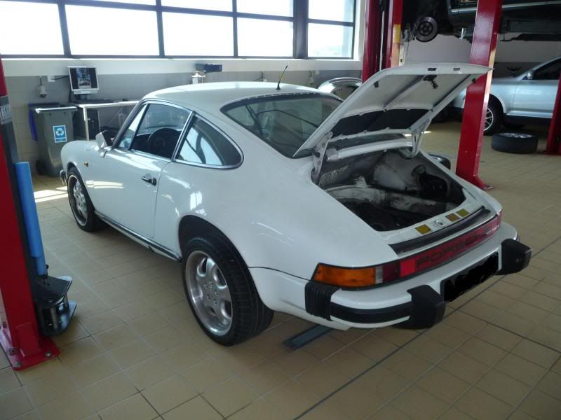 Centro Porsche Faro Algarve1718Junho2009044