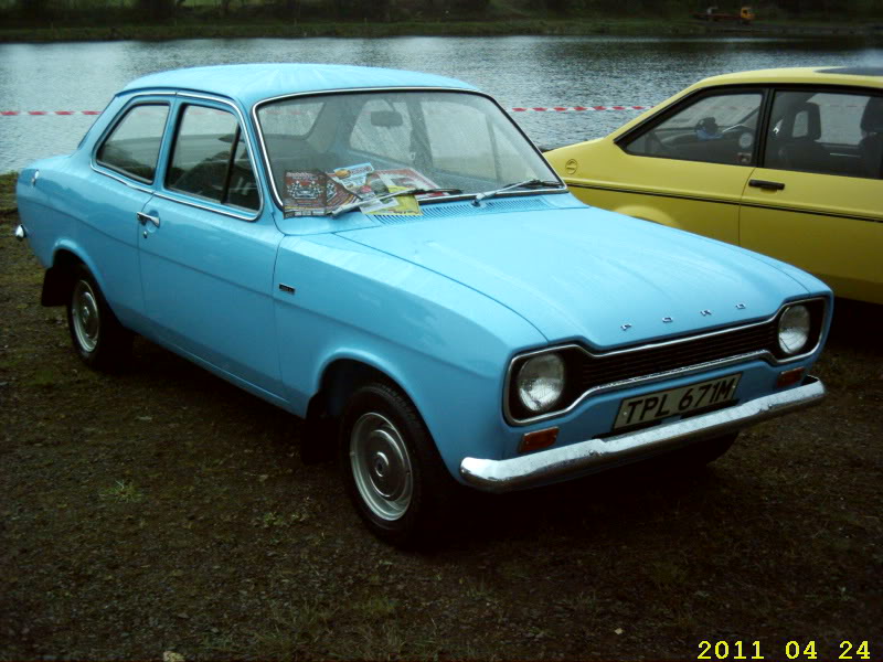 Easter Sunday Kilrea Ford Show 2011 DSCI0035