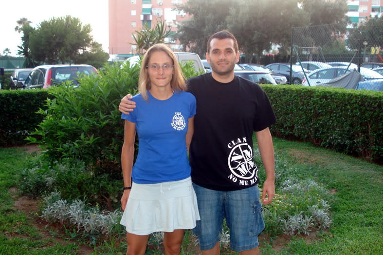 NUESTRAS FOTOS CON LAS CAMISETAS - CONCURSO Midniteseryuan