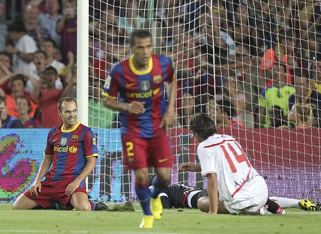 Messi lập hattrick giúp Barcelona đoạt Siêu Cup TBN 5-5