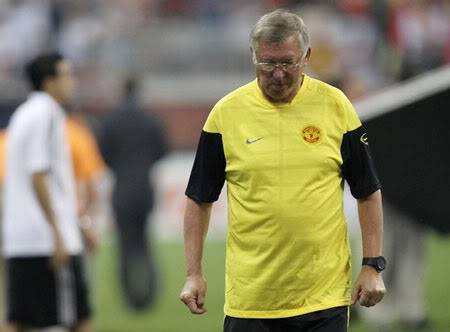 Fergie có thể bị phạt 60.000 bảng vì tẩy chay BBC  Feguson-1