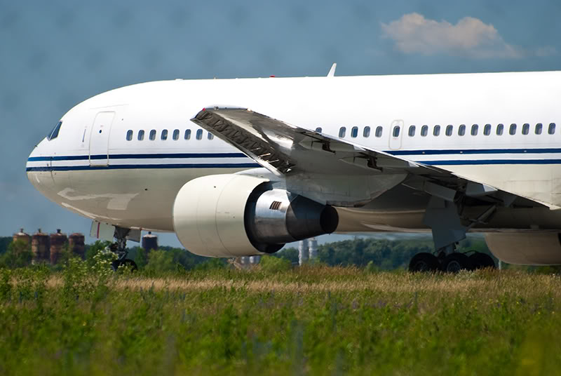 Aeroportul Bucuresti (Henri Coanda / Otopeni) - Iunie 2009 - Pagina 4 Mic_DSC5225