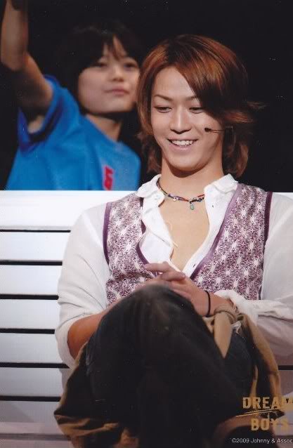 Kame at Dreamboys 2009 - Page 2 DB09liveKame09