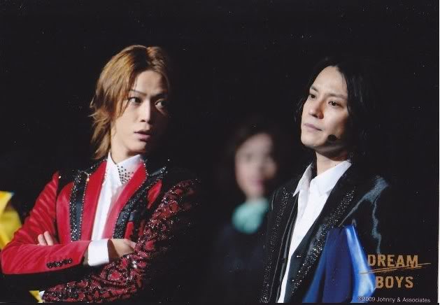 Kame at Dreamboys 2009 - Page 2 DB09liveKameSuba01