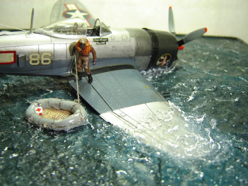 P-47 CAIDO EN LA MAR  1:72 DSC02856