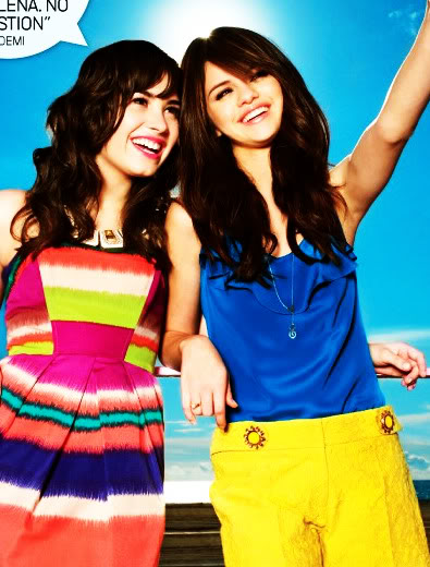 صور مشاهير دزني : ديمي ×سيلينا  Selena-gomez-demi-lovato-friends-1