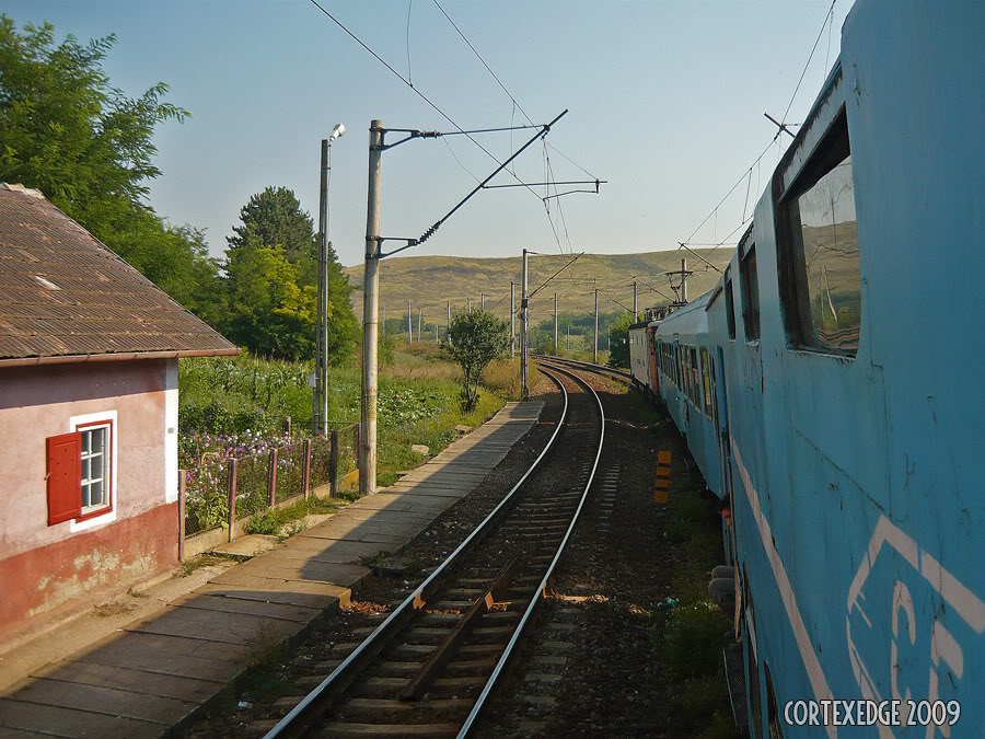 M 300 : Bucuresti Nord - Brasov - Cluj Napoca - Episcopia Bihor P1070575