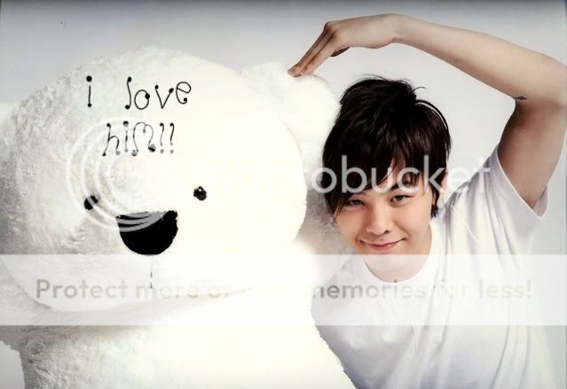 pic kute of G- Dragon G-Dragon-IWuvYouBearyMuch-1-1