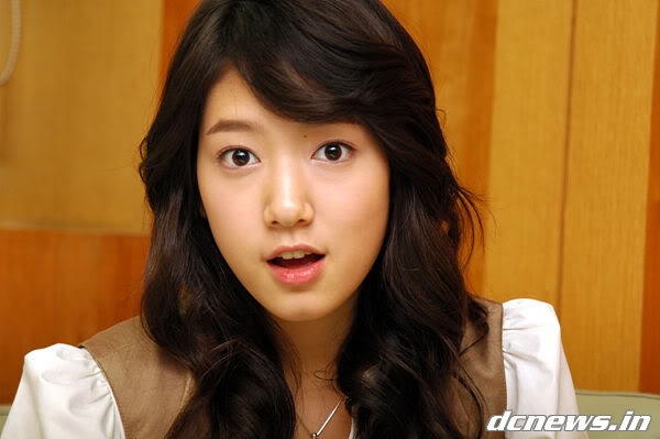 [pics] Park Shin Hye 07a35c7b50a6e9c52e73b39c