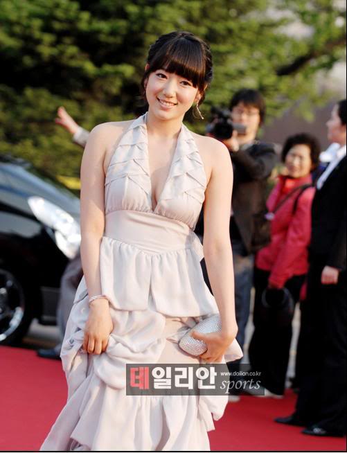 [pics] Park Shin Hye A8