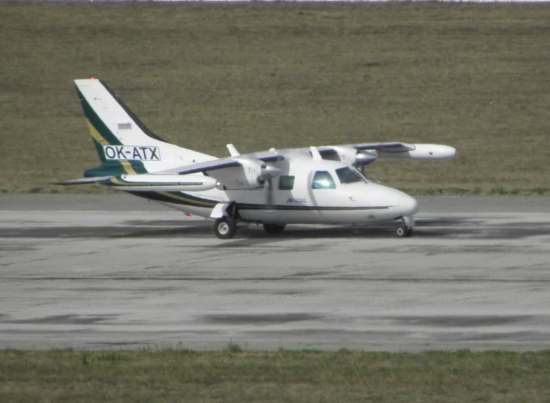 Aeroportul Timisoara (Traian Vuia) - Septembrie 2009 P9120086