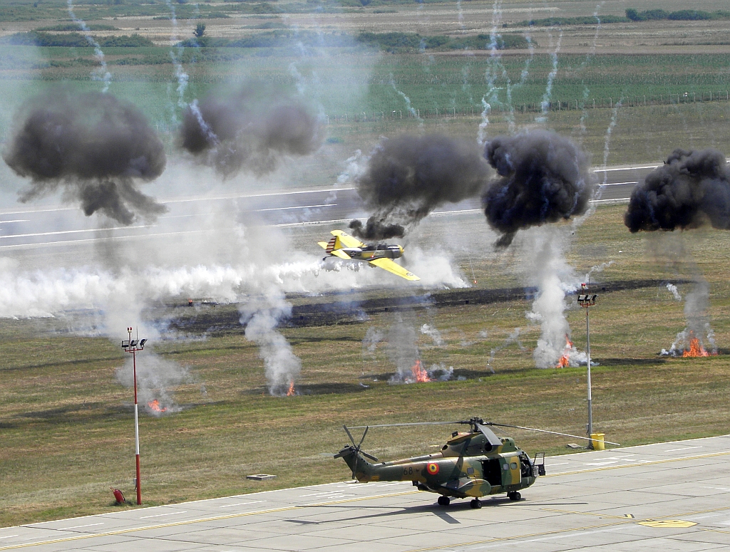 Timisoara Air Show - 18 iulie 2015 P7180264_zpsdxl4vael