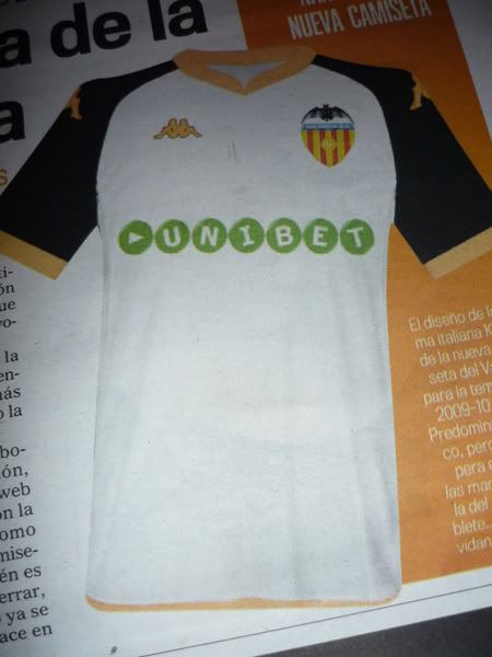 هنـا جميـع أطقـم الفـرق للمـوسم الجديـد 2010/2009 Kappa_valencia_09_10_camiseta