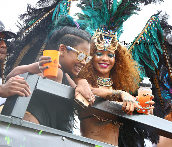 Gorgeous Rihanna; and more have been partying hip up in barbados carnival  Rihabr1