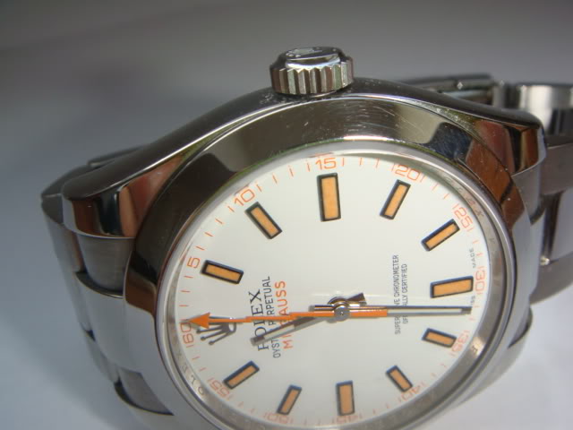 Vends milgauss fond blanc 3500 euros DSC01005