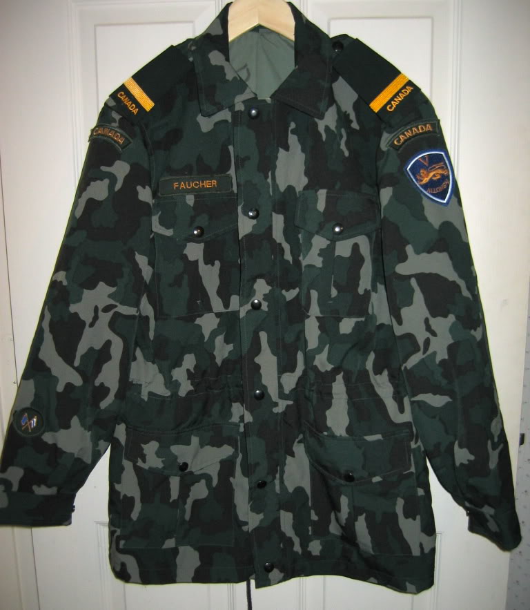 Canadian Garrison Jacket fully badged IMG_5893