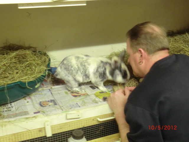 Mike has had 2 kisses off Dudley tonight :-) 10-5-12001