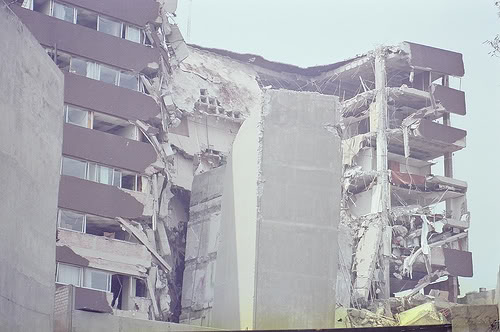 SORPRENDENTES, E INEDITAS FOTOS DEL TERREMOTO DE 1985 - Página 2 3726886086_18a0d60a48