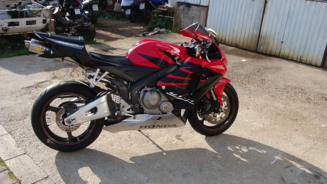 HONDA CBR 600 RR DSC01672