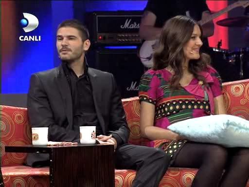 Tolgahan    Sayisman - Pagina 5 BeyazShow06112009ByYiGiTTCDavi_0-65