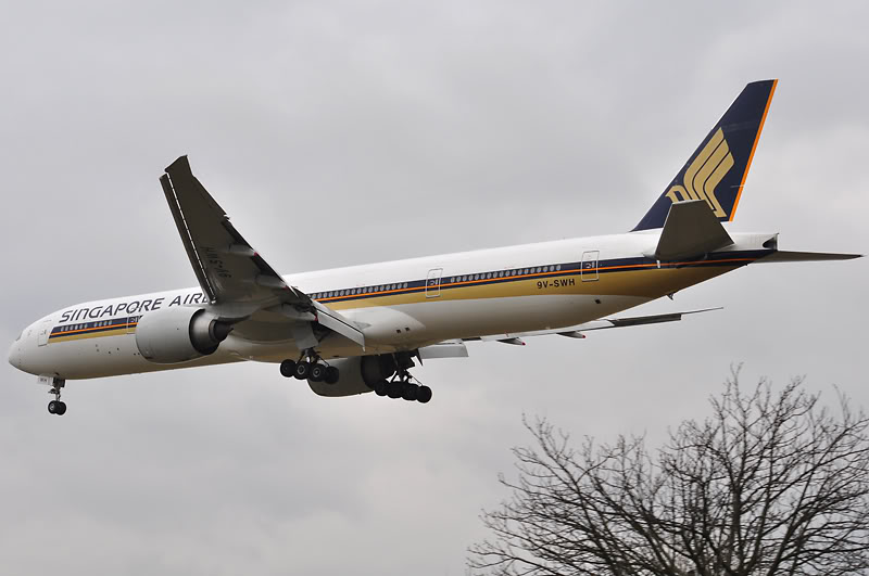 Trip la Londra - Spotting la Heathrow si zbor inapoi la BRU cu United 777 (multe poze) DSC_0252