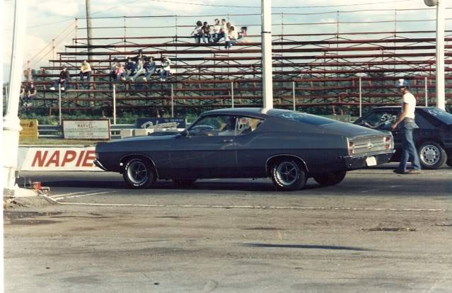 photo - Montréal Mustang: 40 ans et + d’activités! (Photos-Vidéos,etc...) - Page 11 1985MM-Drag27juillet-6