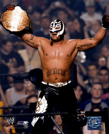 rey mysterio Rey-Mysterio-Photograph-C12886322